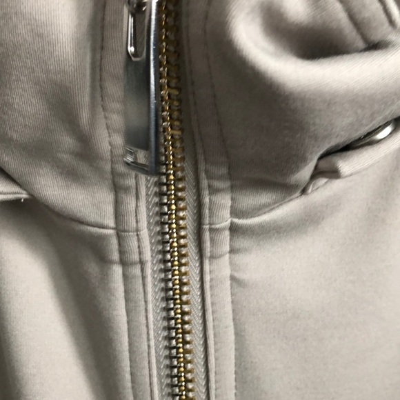 Trina Turk mid weight jacket silver gold size 8‎ - Picture 5 of 9